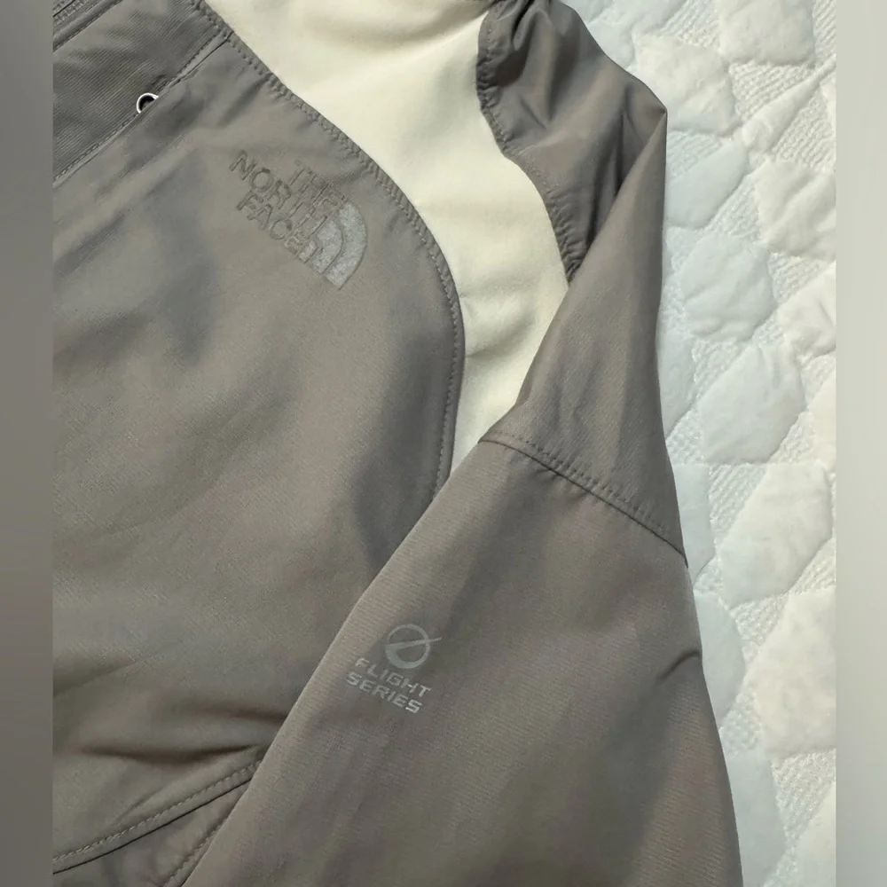 The North Face - Picture 3 of 9